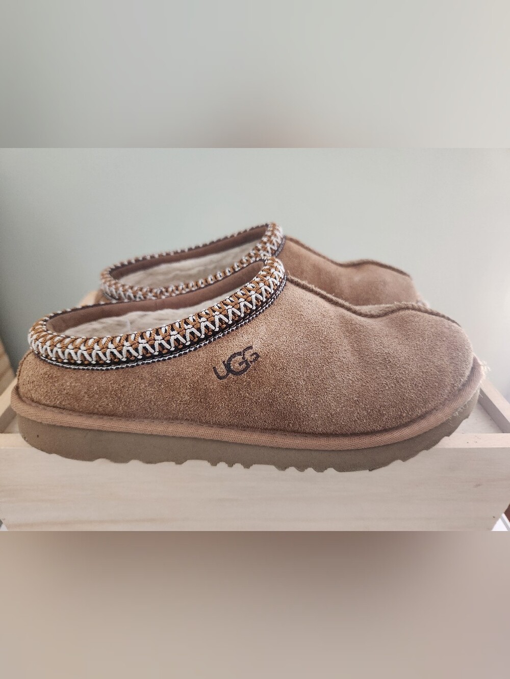 UGG Big Kid's Brown Suede Cozy Slip-On Mule Size 5